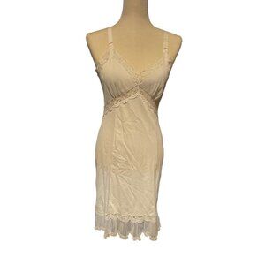 Vintage Movie Star Nylon Full Dress Slip Lace Trim Wide Pleated Bust Size 34